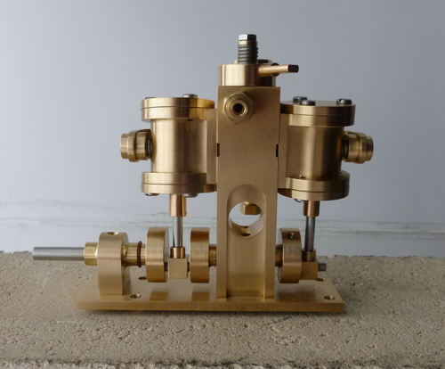 Double acting Inline twin oscillating steam engine